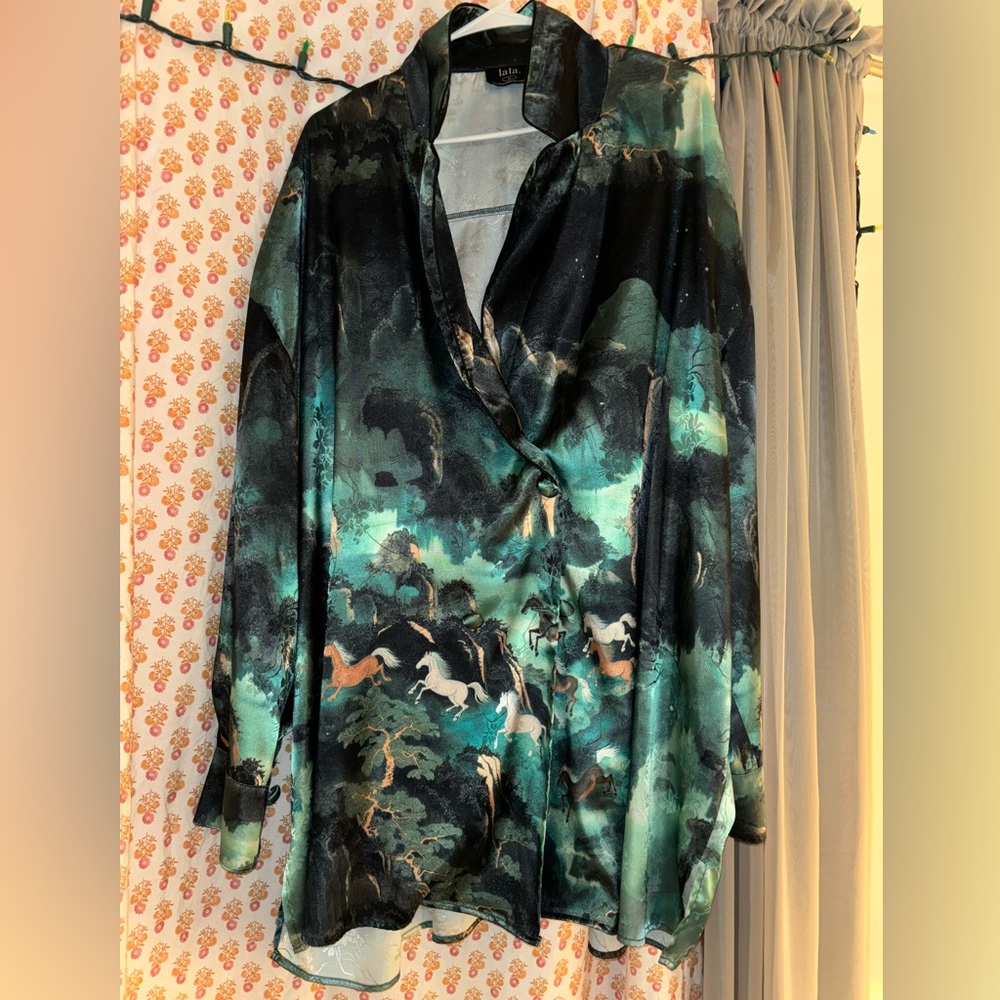 TOP ONLY Mystic Mustang Jacquard Satin Top